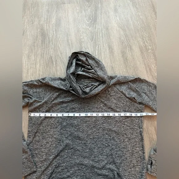 Cyclebar & Beyond Yoga Hoodie, size Medium - Picture 3 of 6